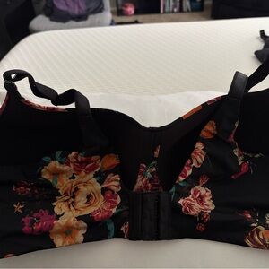 Full-Coverage Floral Bra in Black with Multicolor Flowers